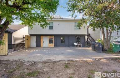 Main picture of 1198 Halpern St