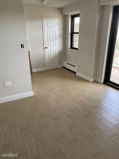 Main picture of 80 Guion Place