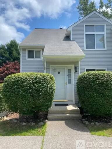 Main picture of 4 Daisy Dr