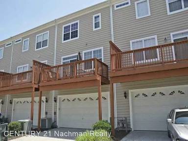 Main picture of 4840 Almandine Ave