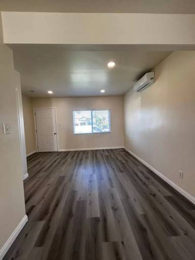 Main picture of 710 Bradshawe Ave