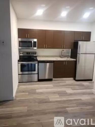 Main picture of 1800 NW 4th Ave