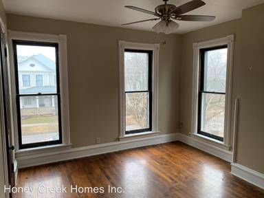 Main picture of 187 S Monroe St