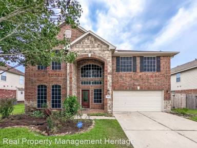 Main picture of 4803 Lakefront Terrace Ct