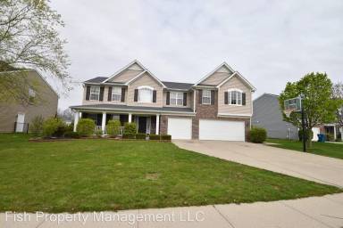 Main picture of 2318 S Moeller Cir