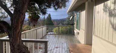 Main picture of 1434 NE View Dr