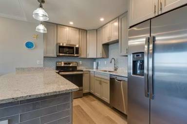 Main picture of 315 Ocean Blvd