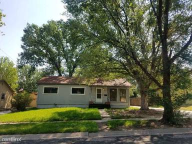 Main picture of 1611 Querida Dr