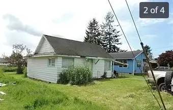 Main picture of 300 E Curtis St