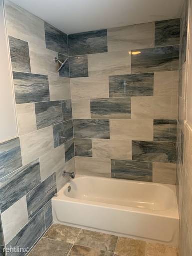 Main picture of 41 McClellan St