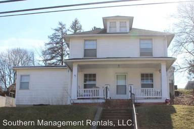 Main picture of 67 W Main St