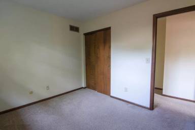 Main picture of 4832 Dierker Rd