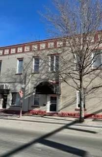 Main picture of 10 N Townsend Ave