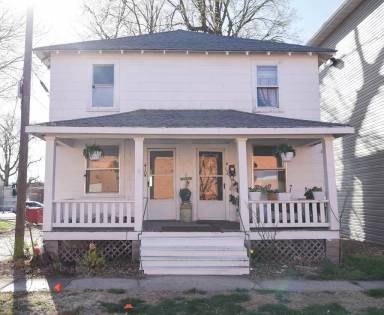 Main picture of 410 S Washington Ave