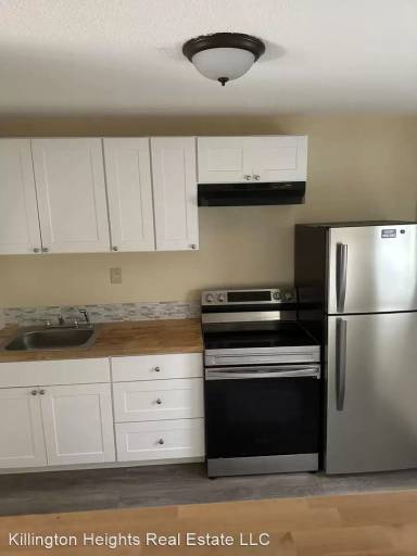 Main picture of 75 Chalet Hts