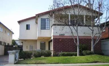 Main picture of 11447 Oxford Ave - 2