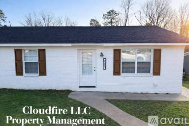Main picture of 213 James Cir