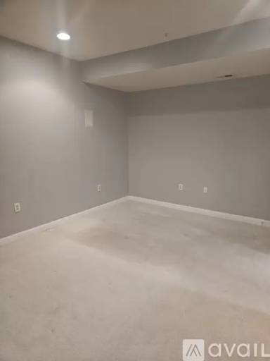 Main picture of 2604 Somerton Ct