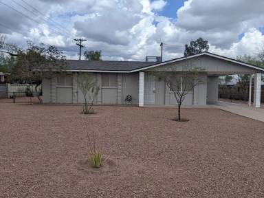 Main picture of 1209 S Royal Palm Rd