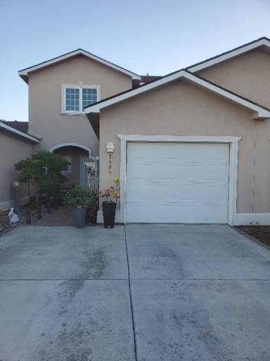 Main picture of 9805 Mia Ln