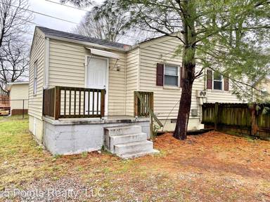 Main picture of 228 College St