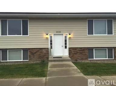 Main picture of 2067 Sunflower Ln