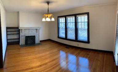 Main picture of 409 W 17th St