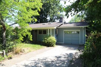 Main picture of 1345 NW 11th St