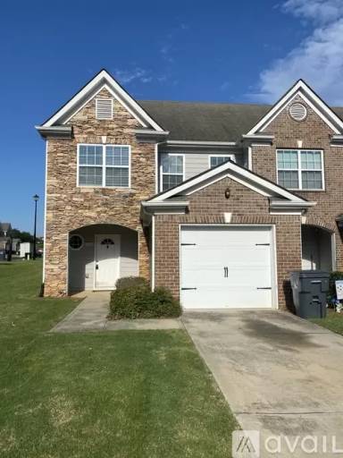 Main picture of 212 Village Dr