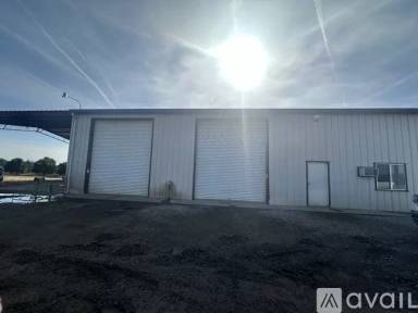 Main picture of 8710 S Anchor Ave