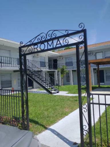 Main picture of 3809 W Iowa Ave
