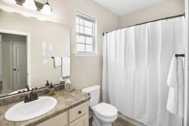 Main picture of 3020 Kilknockie Dr