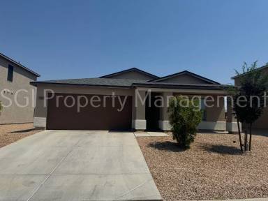Main picture of 110 E Bobcat Pl
