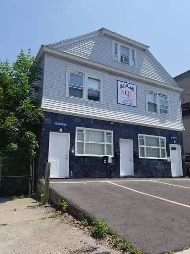 Main picture of 217 Cherry St