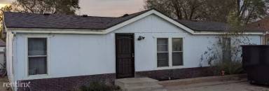 Main picture of 511 Windy Way