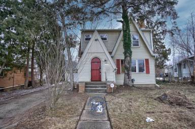 Main picture of 1459 DuPont St