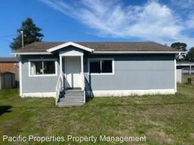 Main picture of 500 N Lake Rd