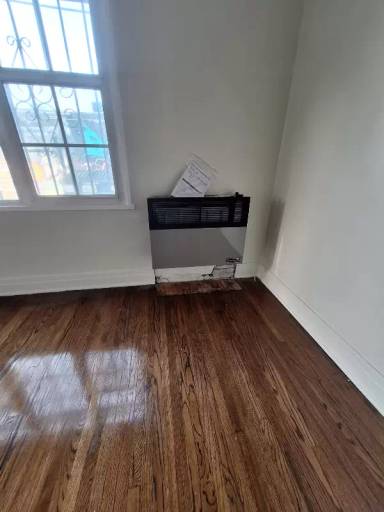 Main picture of 622 N Vista St