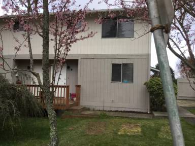 Main picture of 1032 Hanford Ave