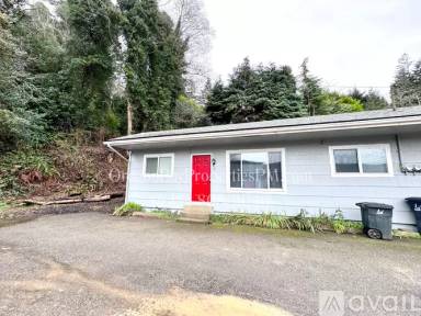 Main picture of 63671 Harriet Rd