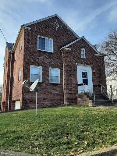 Main picture of 805 Somerset Dr