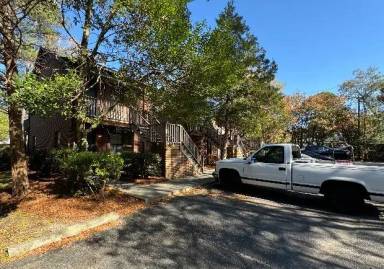 Main picture of 908 Bonham Ave