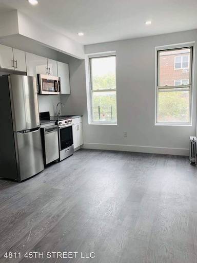 Main picture of 4811 45th St