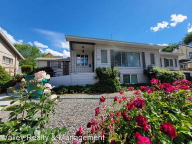 Main picture of 1550 Idlewild Dr