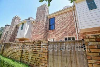 Main picture of 4000 Purdue St