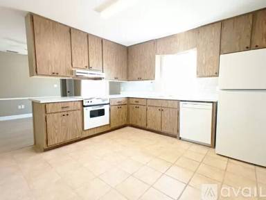 Main picture of 1848 Winkler Ave