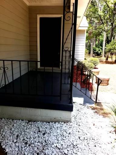 Main picture of 904 8th Ave