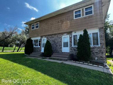 Main picture of 6417 Western Ave