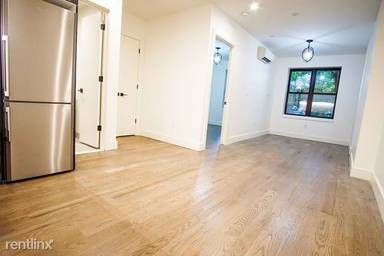 Main picture of 824 Saint Johns Pl