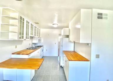 Main picture of 100 W Via Olivera